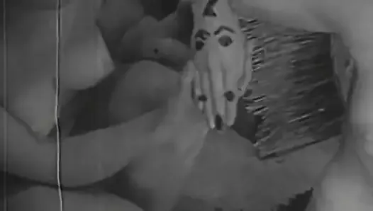Naked Body Paint and Hairy Cunt Dancing (1940s Vintage)