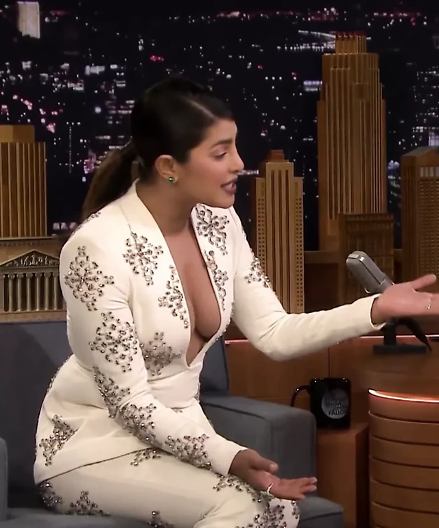 Priyanka Chopra, Slow Edit, Full HD - Jimmy Interview (Moan)