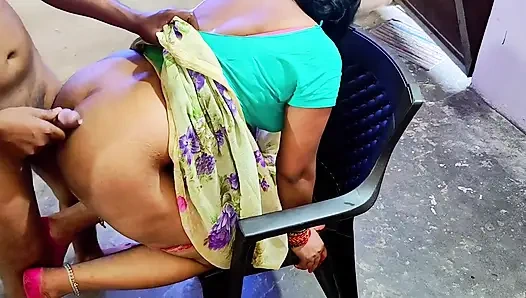 Hintli evli kadın sikişiyor