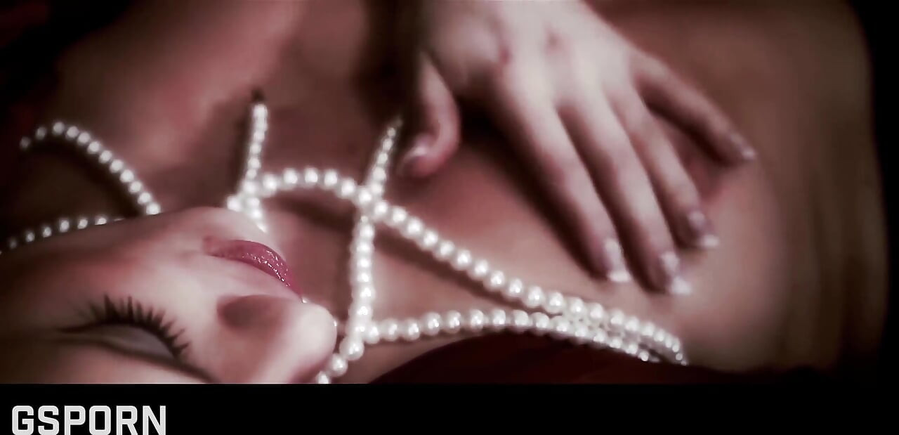Romantic Lesbian Sex with Sensual MILF and Kissing Love