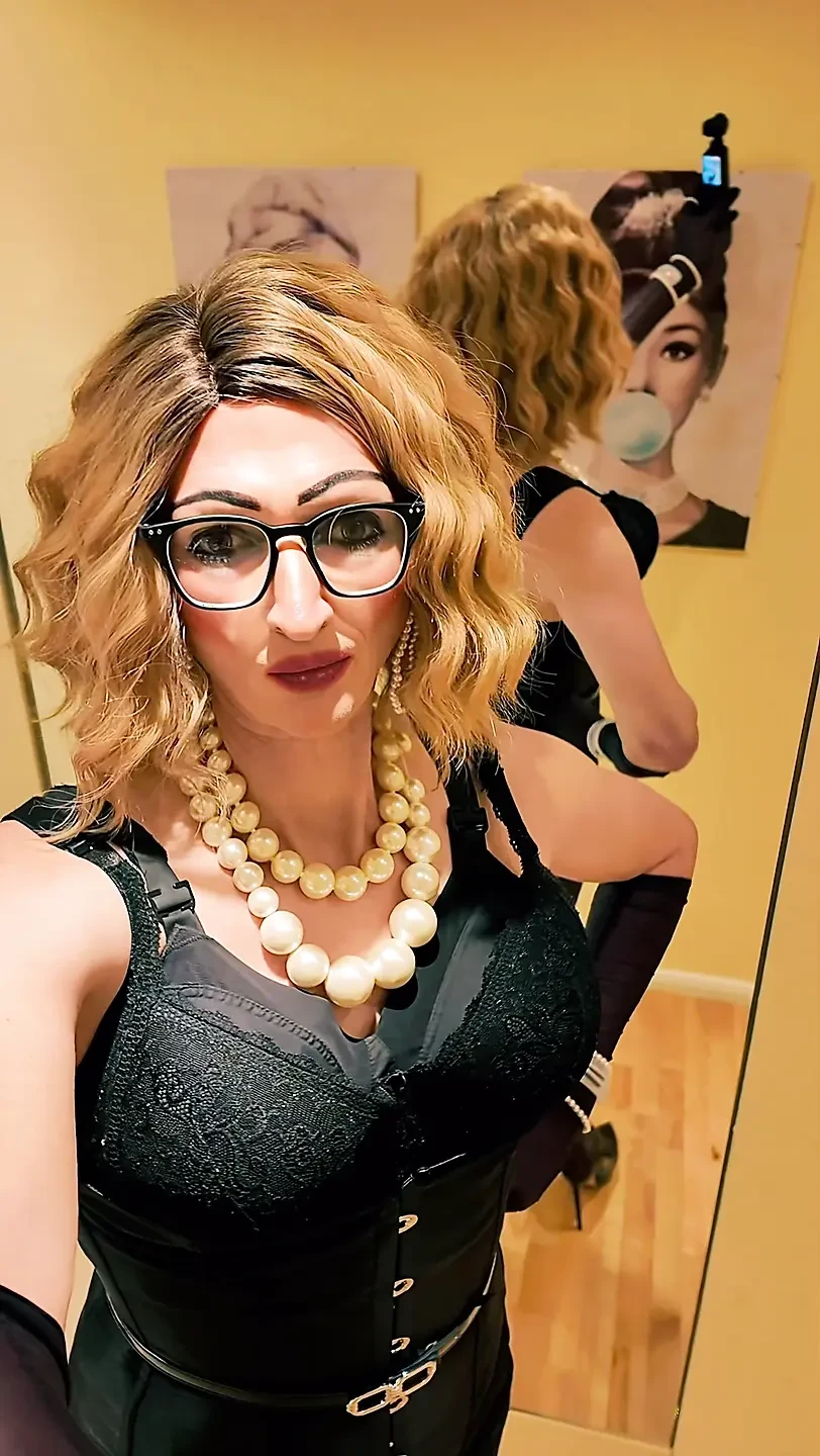 Crossdresser Transgender Shemale