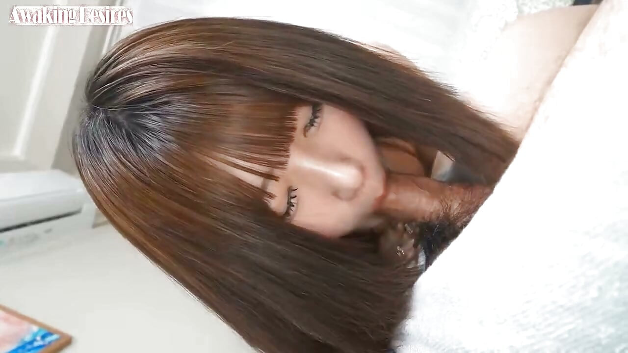 Fair Skinned Inexperienced Beauty Takes Raw Sex with an Older Man Before a Heavy Breeding Creampie.1st