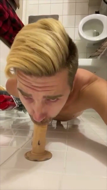 Fag Deepthroat Slimy Dildo | Clip 2