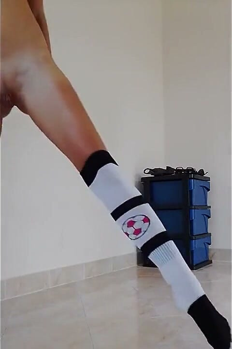 Peeing so Far and Fart in Knee Socks