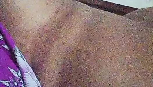 Cewek hot dengan aduhai suka banget