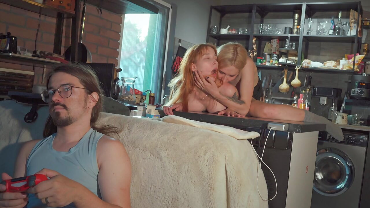 My friend is a Trans and Fuck my Anal , and my Geek StepBro doesn’t know about IT !