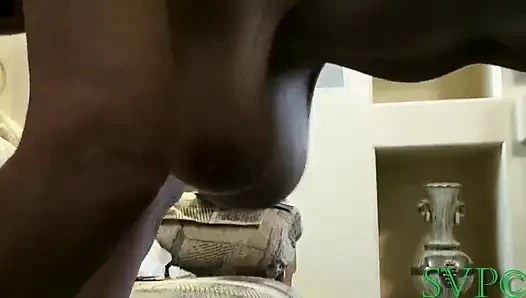Aku baru aja buat kesepakatan sama ibu tiri seksi nenek seksi ini