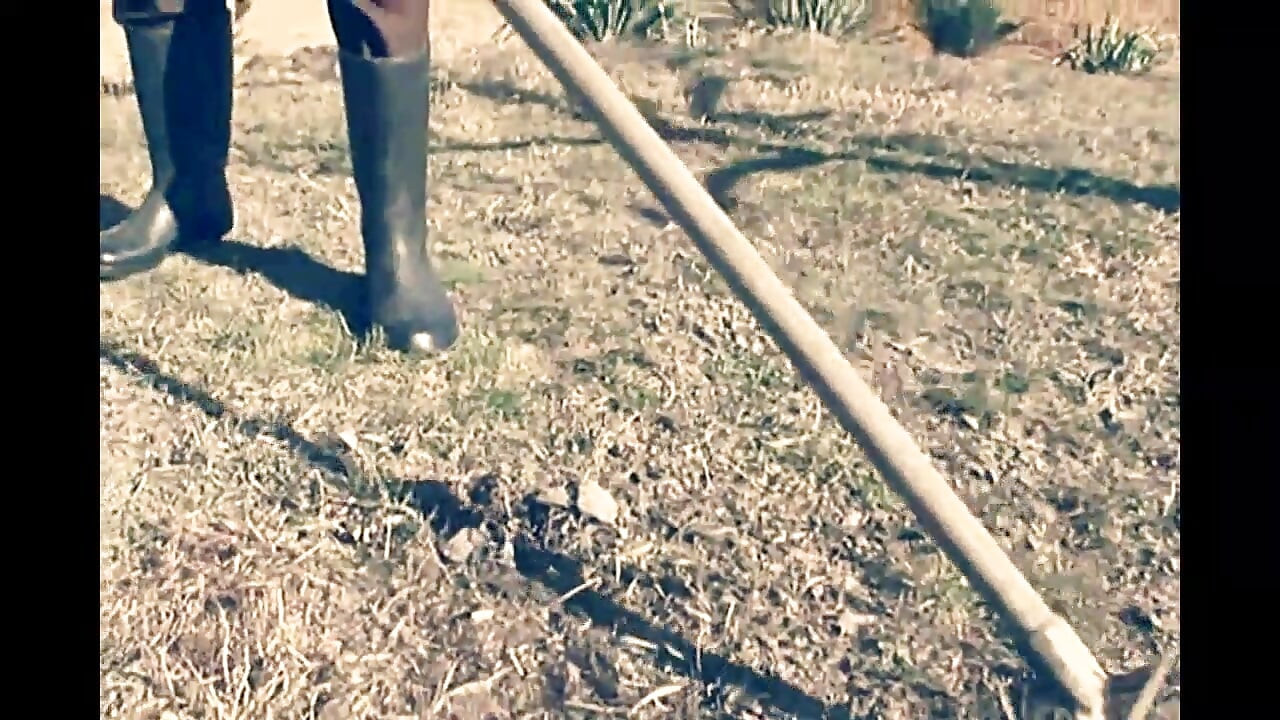 Old Man Couple with Farm Fuck and Cumshot on Hairy Pussy