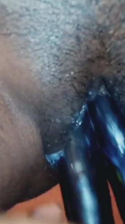 Desi village hous wife big pushy in 3 begun sex | Clip 1