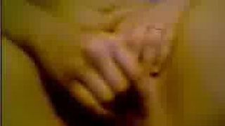 Старый yahoocam - (27) - блондинка трахает пальцами киску