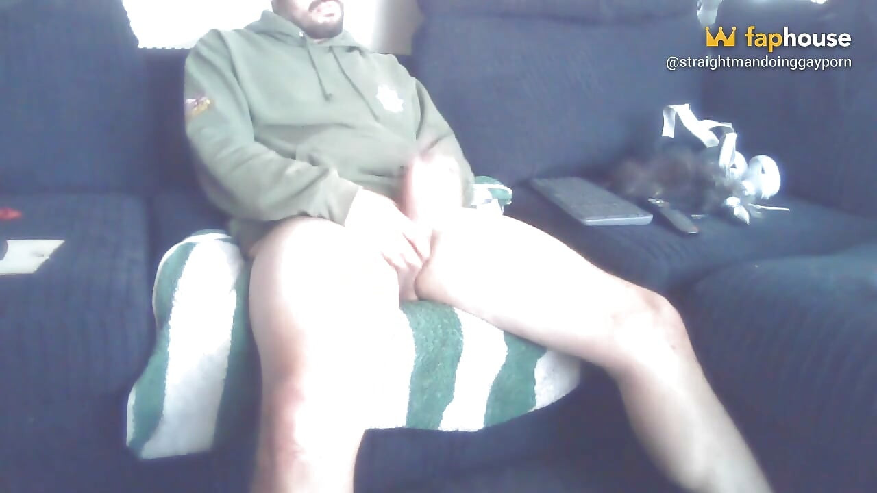 Help Get My Dick Hard, I Masturbate Alone to Much Need Some Action!