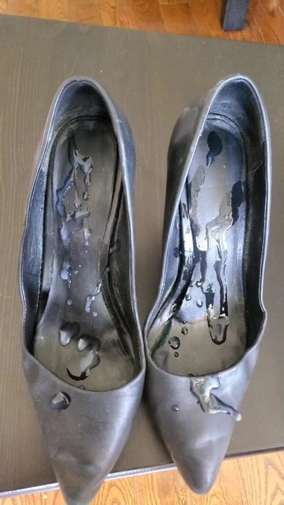Well worn pumps get cum