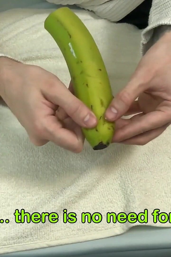 Homemade Banana Toy for Orgasm and Cum