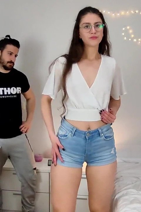 我的继妹想要操我