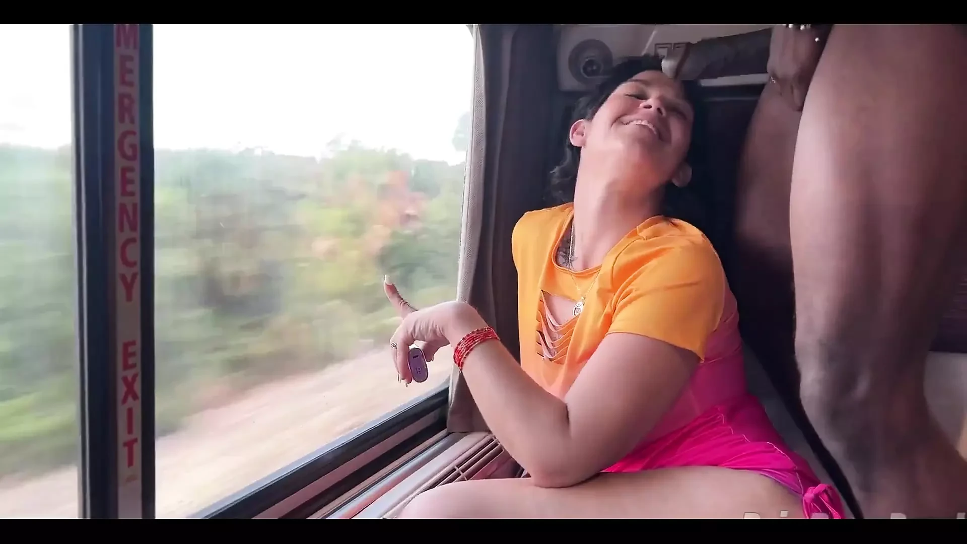 Baise dans le train pour Miami