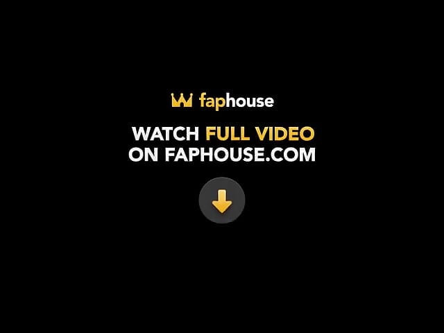 Новая пара жестко трахается в отпуске