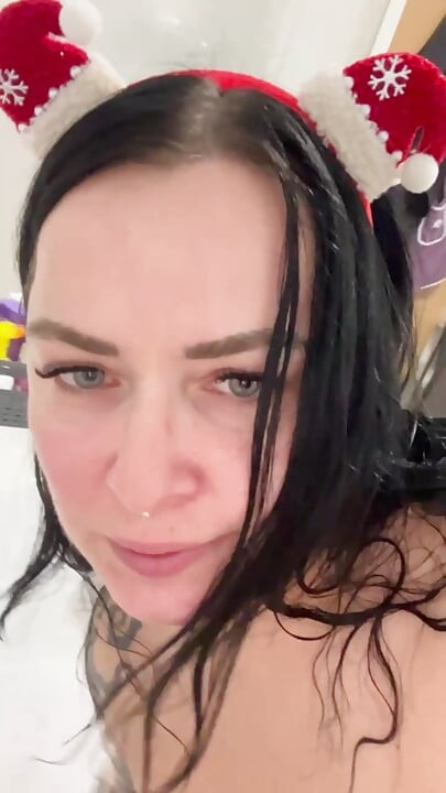 Jebem svoju napaljenu milf pičku