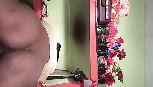 Indische stiefschwederin cow-position-sex