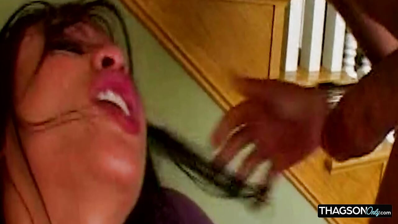 Horny MILF Fingers Her Dripping Wet Pussy to Explosive Orgasm