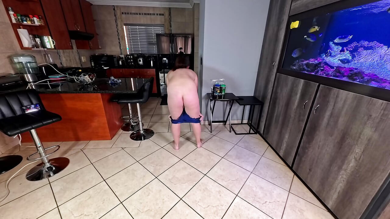 Slapping my sub slut face if she doesn't DEEPTHROAT