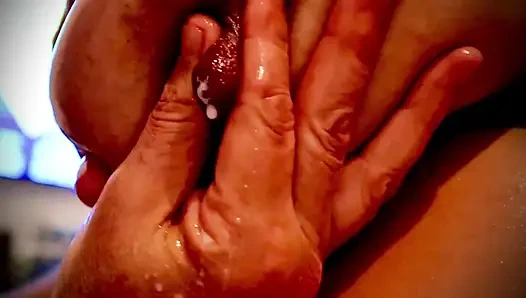 Hucow meme makinesi ve el sağım