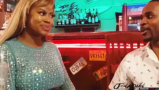 Девушки ночью