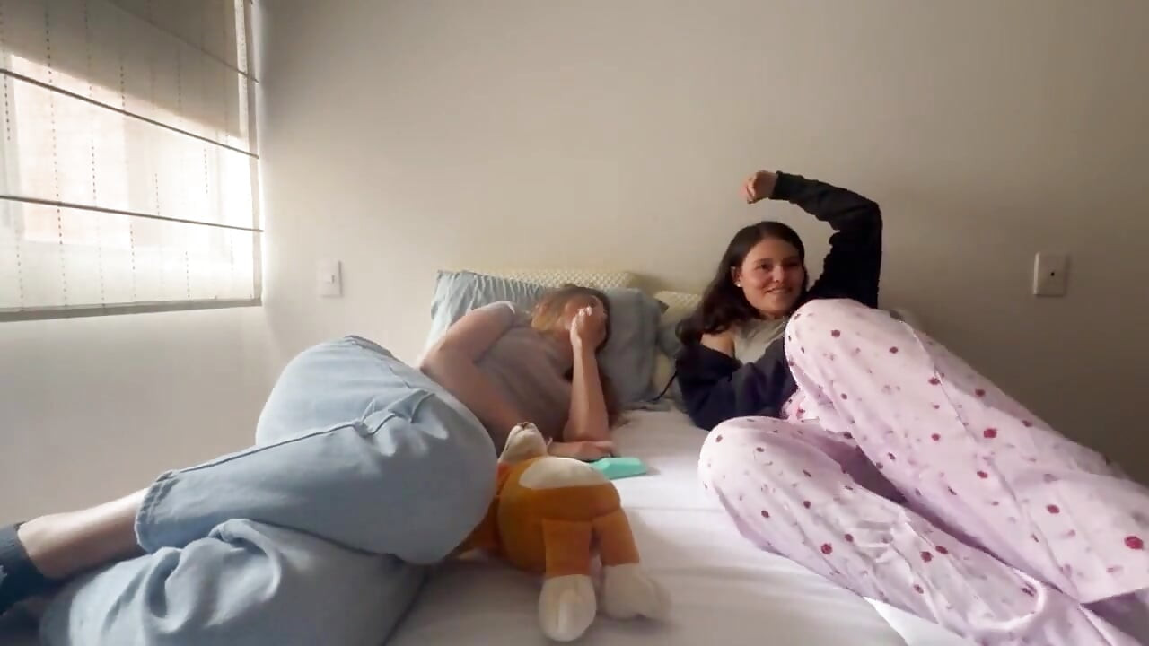 Лесбийская подборка 3