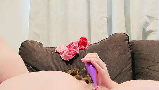 PAWG noktalı vibratör kullanıyor