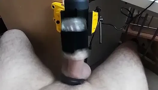Becerikli yabancılar tarafından kontrol ediliyor