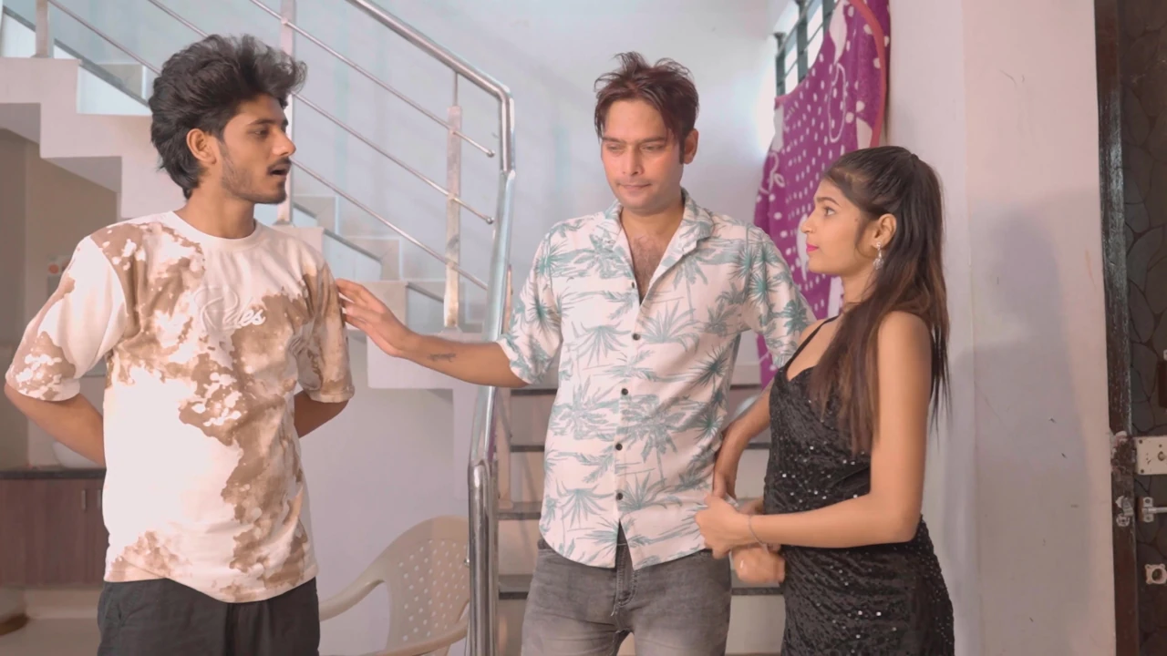 Husband Ke Bahar Jane Ke Baad  Bhabhi Ne Padosi Ko Bula Kar Kiya Hall Me Sex Big Cock Clear Audio