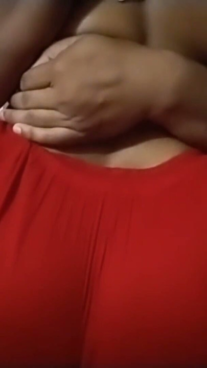 Mujer bangladesí con lindo culo cogiendo y romance hot | Clip 1
