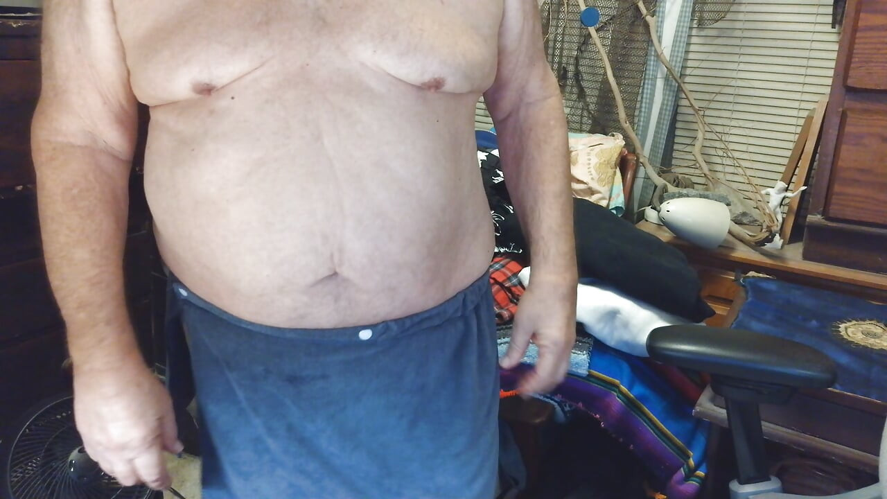 mature male stripping