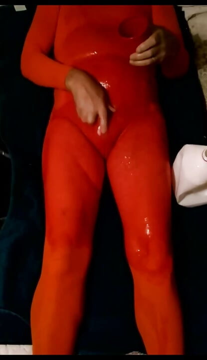 Cd gay, emagrecido, ovos, masturbação em meia-calça e collant.