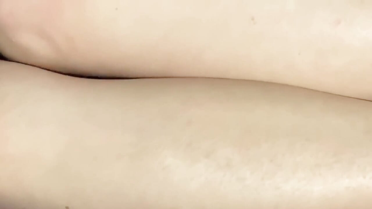 Homemade creampie - crot di dalam memek sahabat sahabat sendiri - video rumah remaja 18 tahun asli