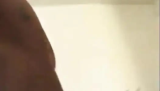 Büyük Omar'ın İngiliz maceraları: götünü bozan kızlar