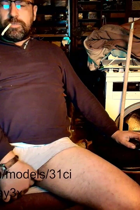 先生, 它在工作广播