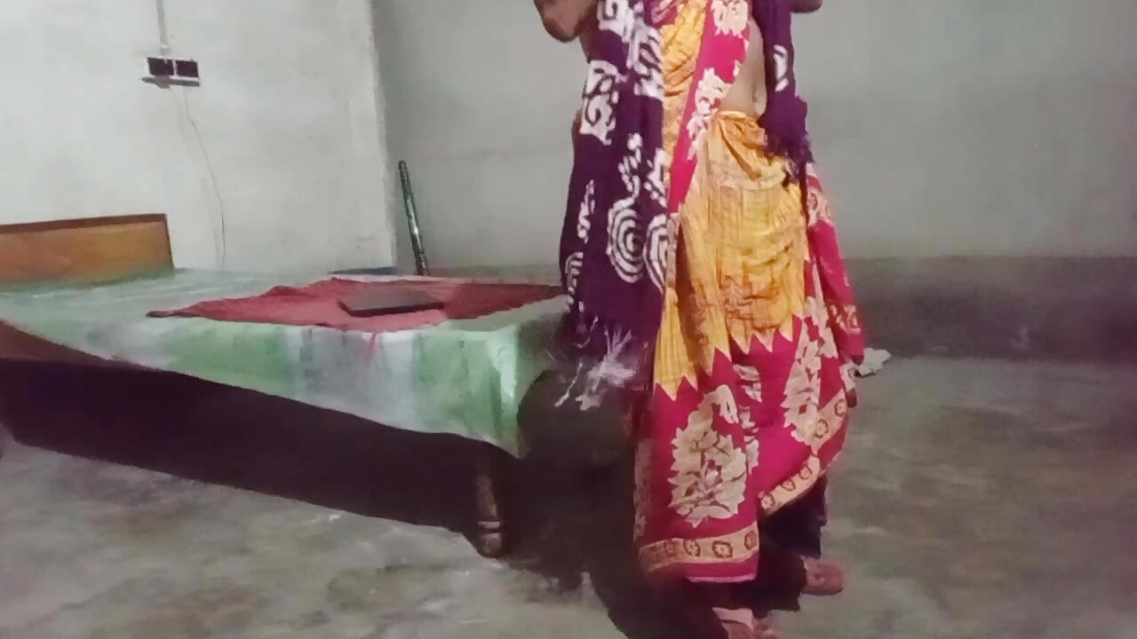 Suhagan Ki Bhooki Chudai Raat Do Baje Pure Raw Lust