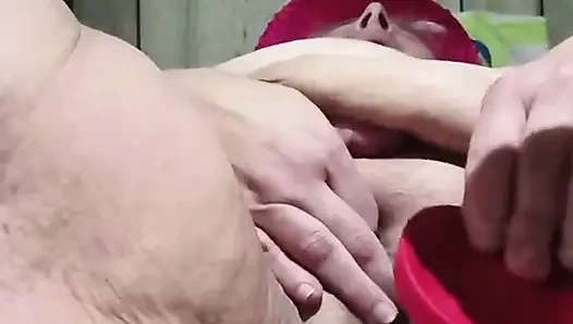 Kontol raksasa di kotak panasnya