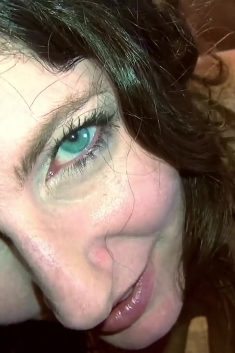 Tourist MILF creampie breeding tour