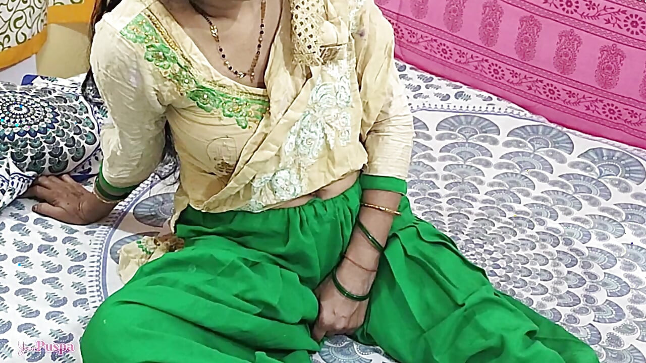 Maid was cleaning her boss room just then Tear her salwar on Bed for Pussy appeared through salwar Boss Fucked Hard