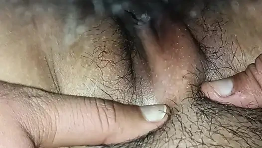 Loade ki nazdiki Bhari chut aur laude ke najdeek Hai Badhai