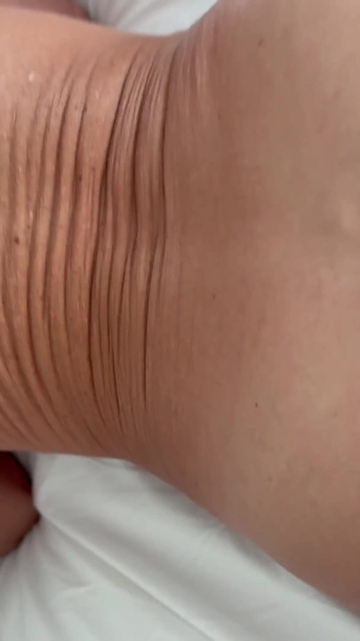 Dedos anales me hace acabar