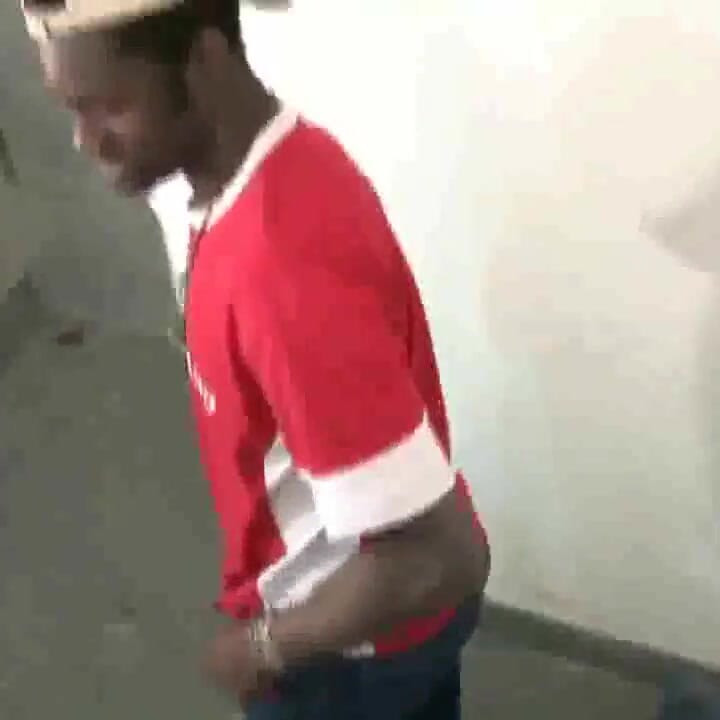 ゲイ弄彼のセクシーな黒檀bysとxxlコック