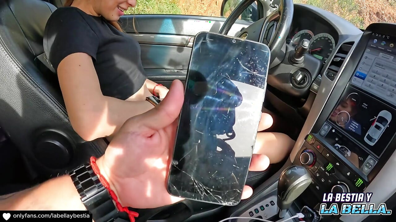 18-year-old Womandriving Her Car While Her Vagina Vibrates We End up Fucking Anal in Public Hot!!!