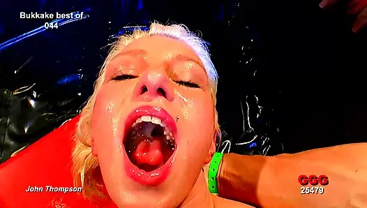 GGG - Буккаке-вечеринка - грудастую брюнетку покрывают спермой несколько мужиков