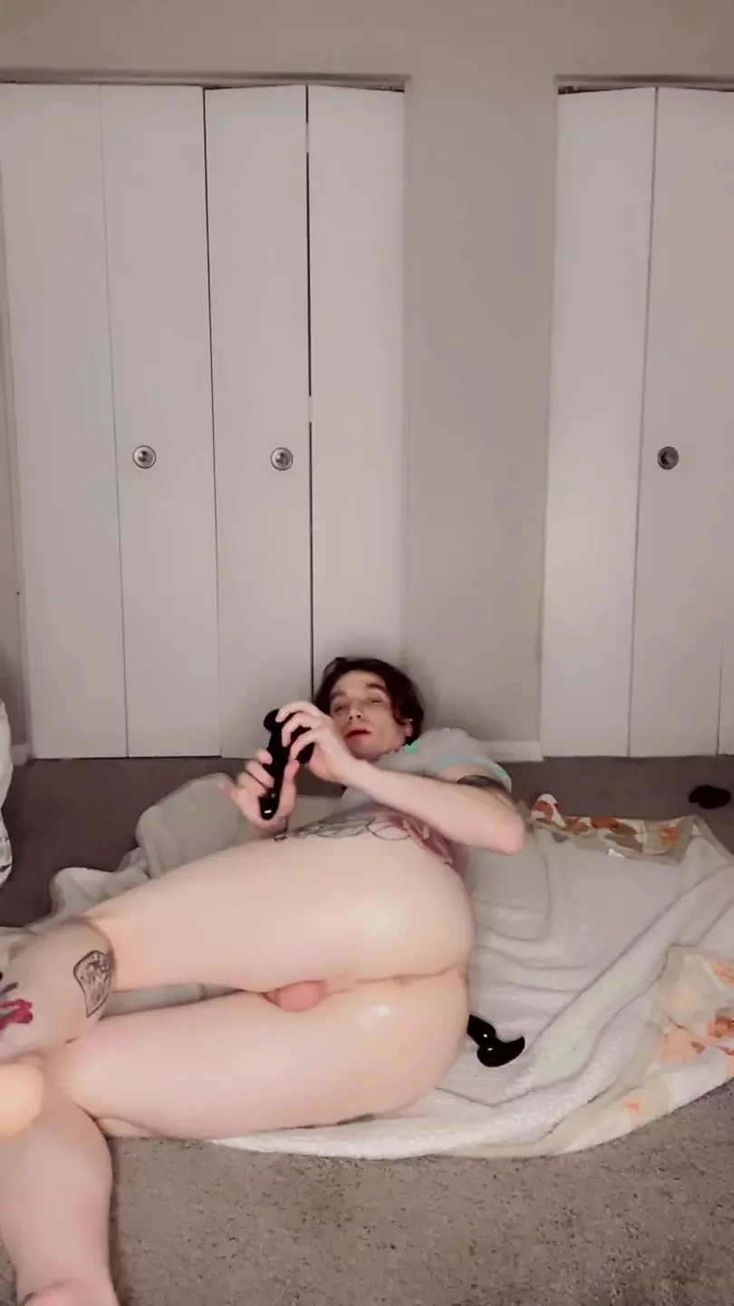 Sissy Tessa Rivers deep throats a dildo and fucks her ass