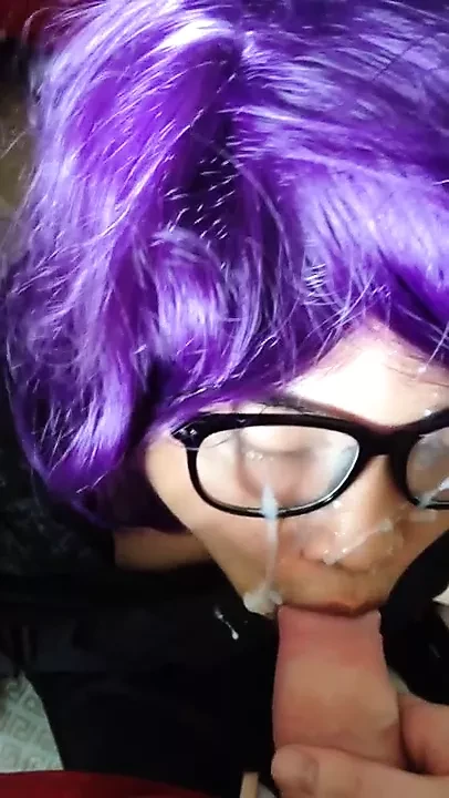 Crossdressing Asian Getting Fingered For the First Time