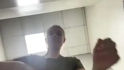Public fucking in the gym jucielussie
