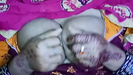 Village Bhabhi Peeing in Bathroom and Fucked by Husband