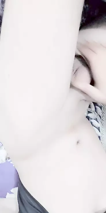 zee showing sexy body and ass. Pakistani gando ki piyari gand or body